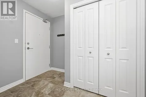 120 Prestige Circle Ottawa ON K4A 1B4