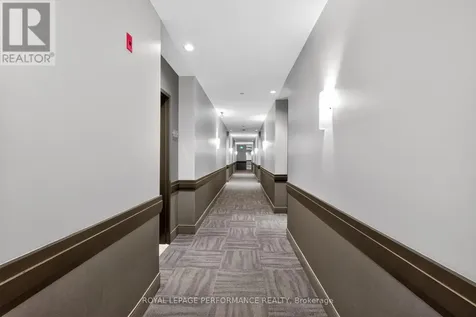 120 Prestige Circle Ottawa ON K4A 1B4