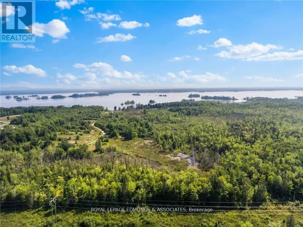 540 Abbie Lane Petawawa ON K8H 3R9
