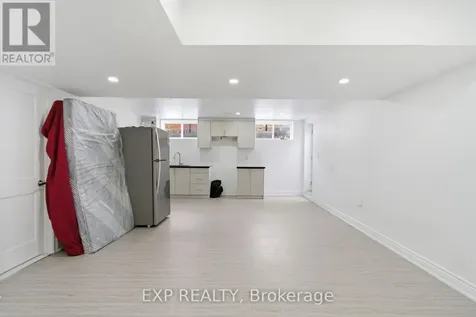 59 Monarch Woods Drive Kitchener ON N2P 0K1
