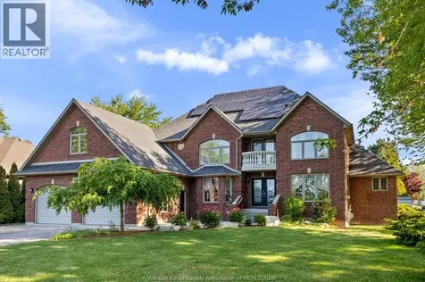 870 Mcrae Avenue Kingsville ON N9Y 2R8