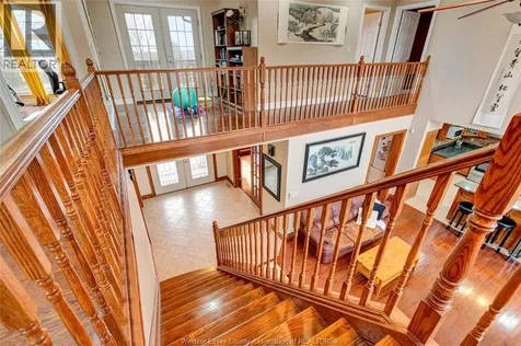 870 Mcrae Avenue Kingsville ON N9Y 2R8