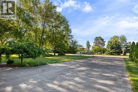 870 Mcrae Avenue Kingsville ON N9Y 2R8