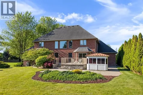 870 Mcrae Avenue Kingsville ON N9Y 2R8