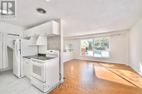 11C Sonnet Crescent Ottawa ON K2H 8W8