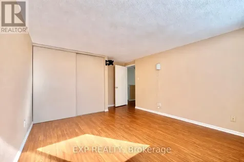 11C Sonnet Crescent Ottawa ON K2H 8W8