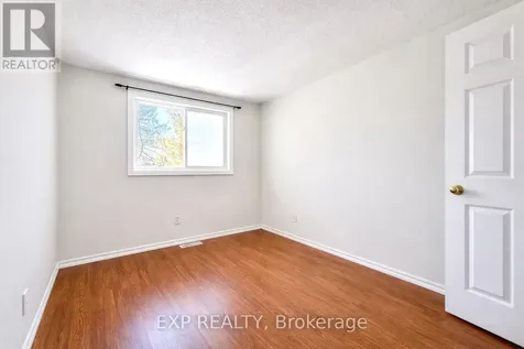 11C Sonnet Crescent Ottawa ON K2H 8W8
