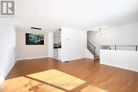 11C Sonnet Crescent Ottawa ON K2H 8W8