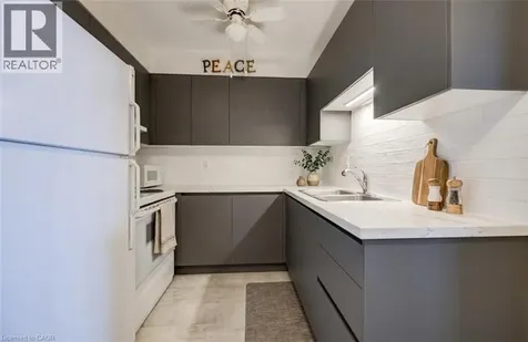 225 Harvard Place Waterloo ON N2J 4H4