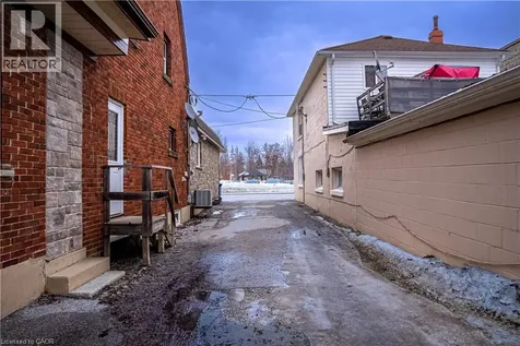 484 10th Avenue Hanover ON N4N 2P3