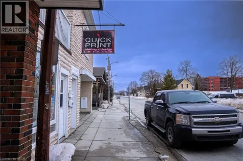 484 10th Avenue Hanover ON N4N 2P3