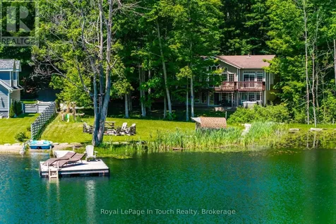 157 Farlain Lake Road West Tiny ON L9M 0B9