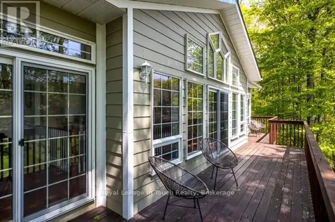 157 Farlain Lake Road West Tiny ON L9M 0B9