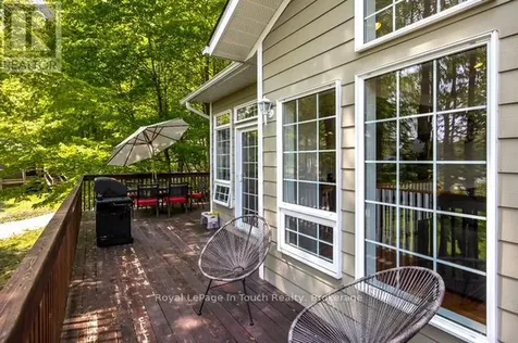 157 Farlain Lake Road West Tiny ON L9M 0B9