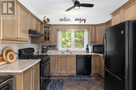 157 Farlain Lake Road West Tiny ON L9M 0B9
