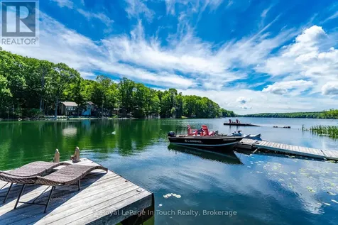 157 Farlain Lake Road West Tiny ON L9M 0B9