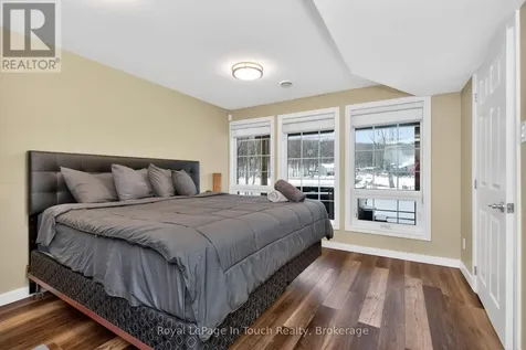 157 Farlain Lake Road West Tiny ON L9M 0B9