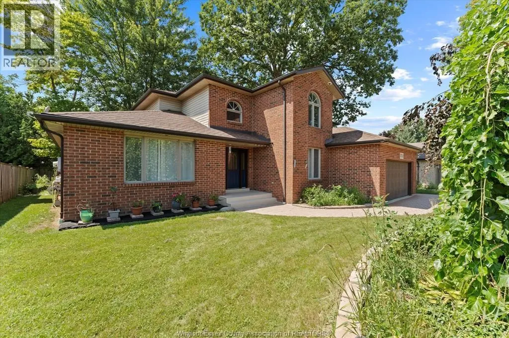 5753 Bishop Street Lasalle ON N9H 1N8