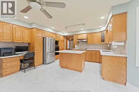 5753 Bishop Street Lasalle ON N9H 1N8
