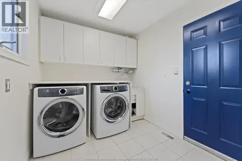 5753 Bishop Street Lasalle ON N9H 1N8