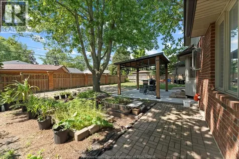 5753 Bishop Street Lasalle ON N9H 1N8