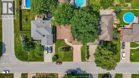 5753 Bishop Street Lasalle ON N9H 1N8