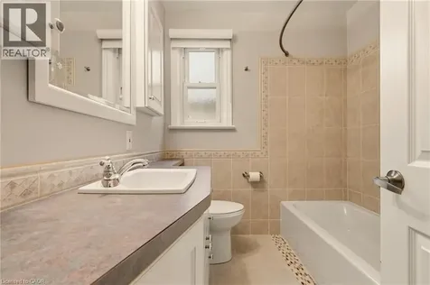 51 Westwood Avenue Hamilton ON L8S 2A7