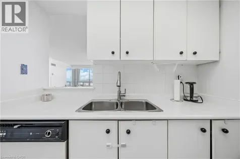 1 Greystone Walk Drive Toronto ON M1K 5J3