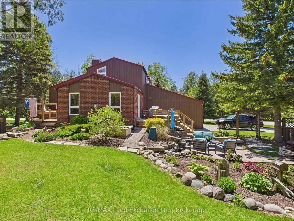 40 Eastwood Crescent Kincardine ON N2Z 2X6