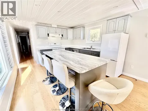 9480 Longwoods Road Chatham-kent ON N7M 5J7