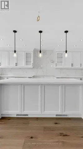 8 Brownlee Drive Bradford West Gwillimbury ON L3Z 2A4