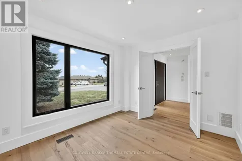 8 Brownlee Drive Bradford West Gwillimbury ON L3Z 2A4