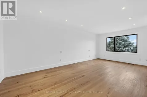 8 Brownlee Drive Bradford West Gwillimbury ON L3Z 2A4