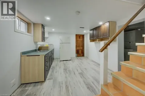 74 Mcdougall Road Waterloo ON N2L 2W5