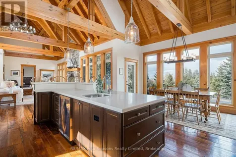 147 Lakeshore Road East Blue Mountains ON L9Y 0M9