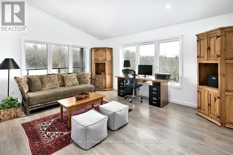 145 St Vincent Crescent Meaford ON N4L 1W7