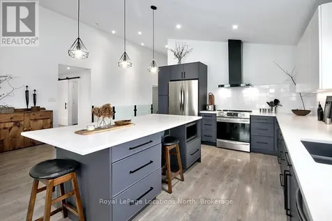 145 St Vincent Crescent Meaford ON N4L 1W7