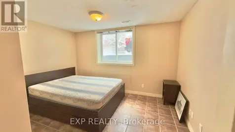 16 Marshall Street Waterloo ON N2J 2T2