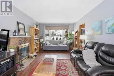 235 5th Avenue Hanover ON N4N 2C3