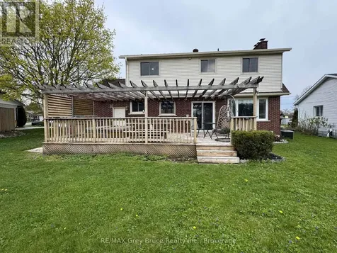 235 5th Avenue Hanover ON N4N 2C3