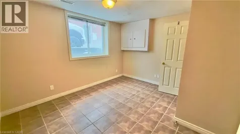16 Marshall Street Waterloo ON N2J 2T2