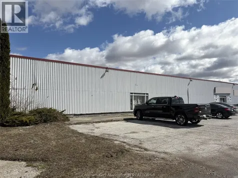 901 St Clair Street Chatham ON N7M 5J7