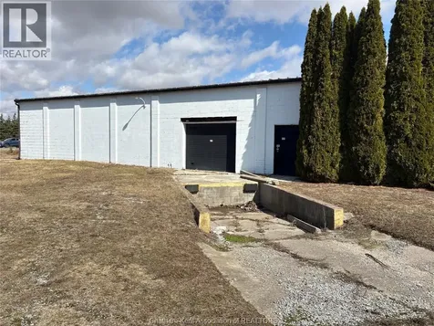 901 St Clair Street Chatham ON N7M 5J7