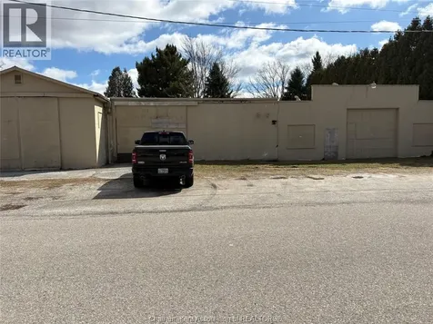 50 Stanley Street Blenheim ON N0P 1A0
