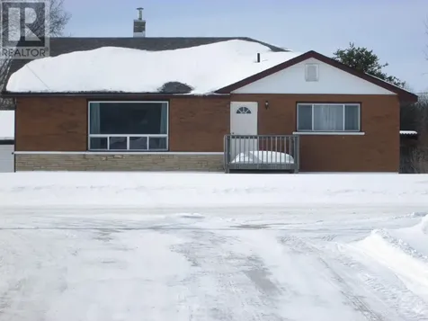 208 West Street Ignace ON P0T 1T0