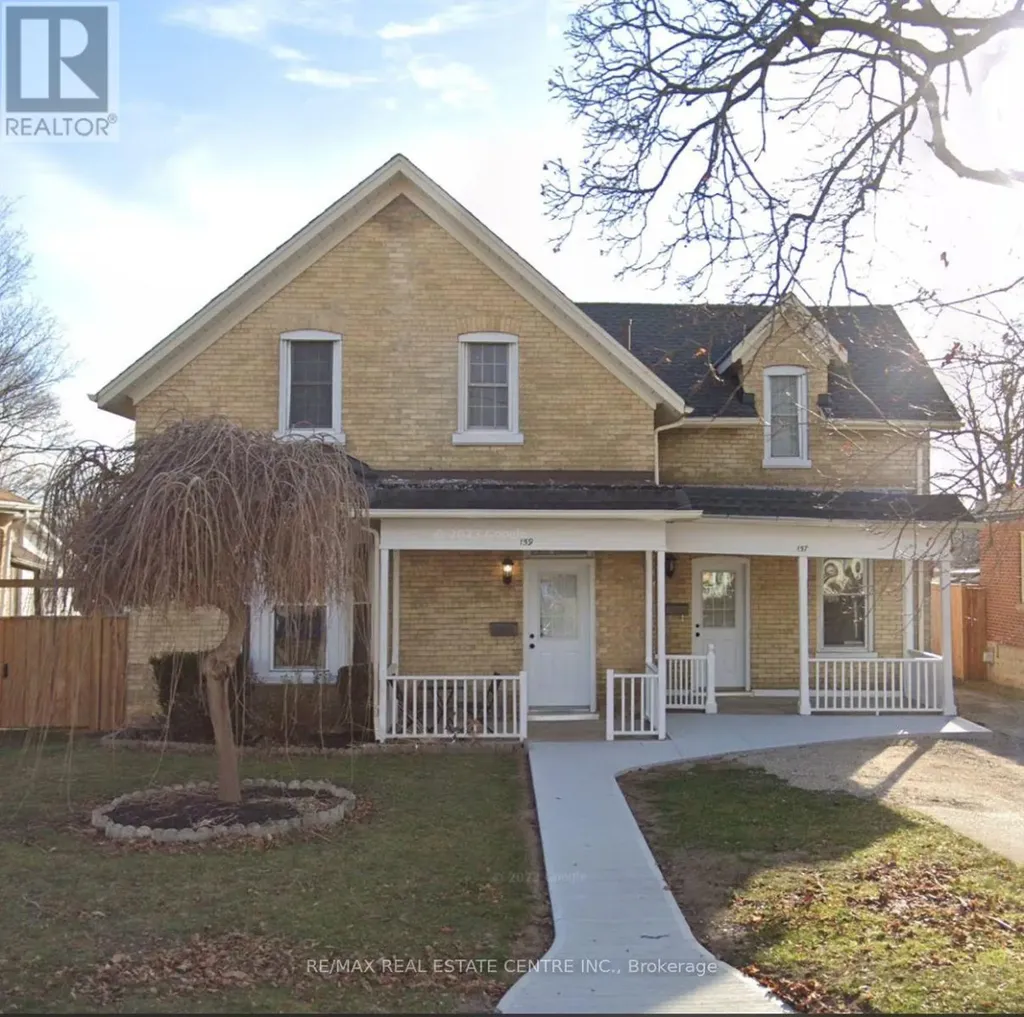 159 Wellington Street Cambridge ON N1R 3Y8