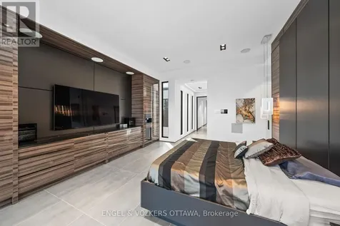 1 Delong Drive Ottawa ON K1J 7E7