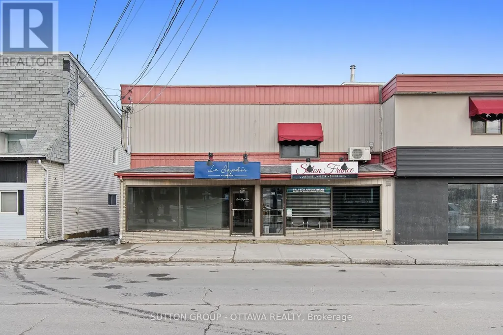 669-671 Main Street East Hawkesbury ON K6A 1B3