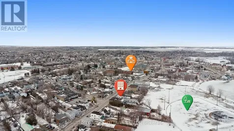 669-671 Main Street East Hawkesbury ON K6A 1B3