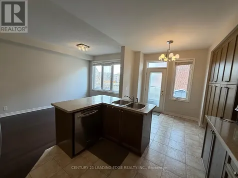 97 Thatcher Crescent East Gwillimbury ON L9N 0B9